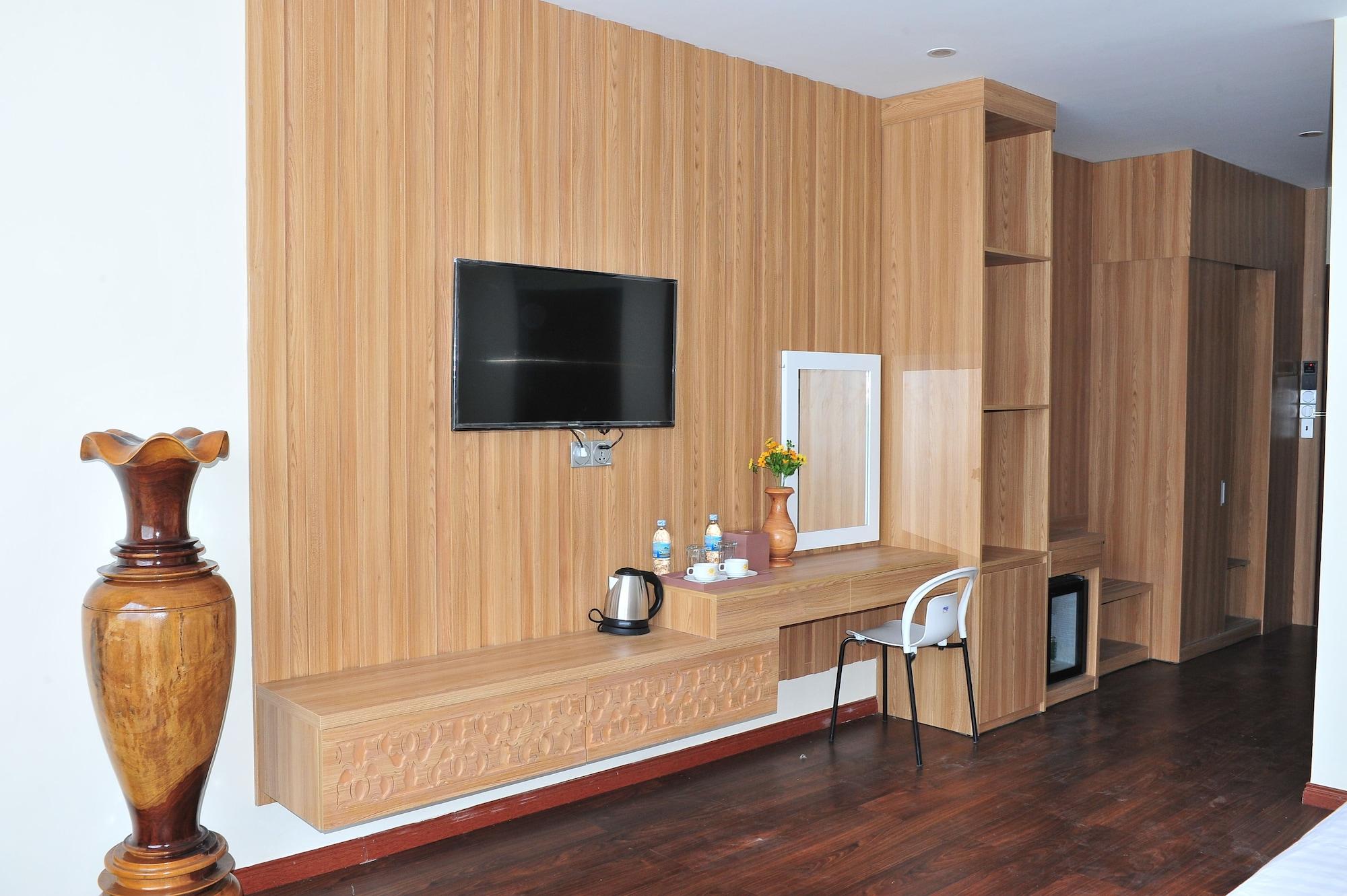 Sen Vang Luxury Hotel Nha Trang Exterior photo