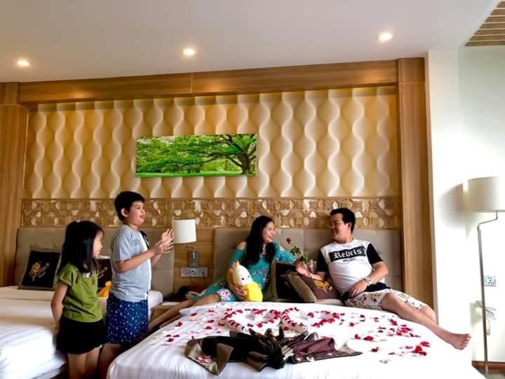 Sen Vang Luxury Hotel Nha Trang Exterior photo